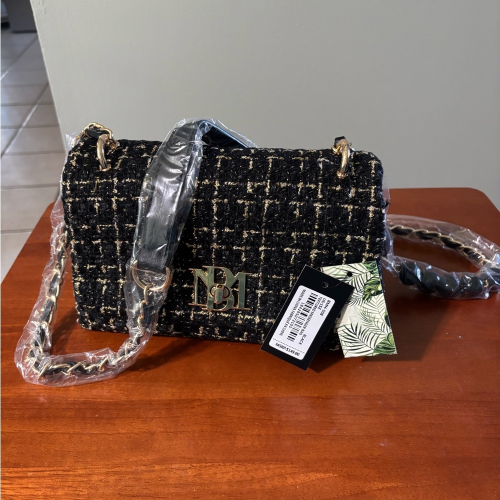 Badgley Mischka Black and Gold Crossbody Bag